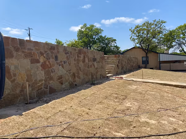 North Texas Outdoor Construction Walls 044